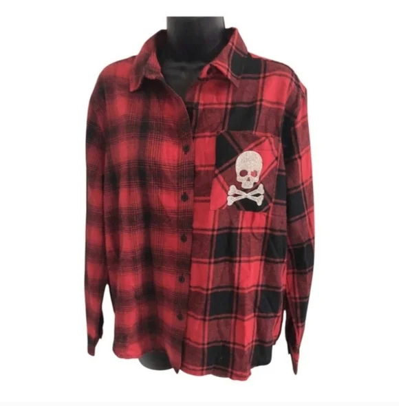 Red black plaid look rhinestone skull pocket button down shirt size large new - Picture 9 of 10